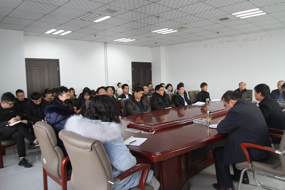 設(shè)計(jì)研究院召開專題會(huì)議認(rèn)真?zhèn)鬟_(dá) 陜煤集團(tuán)兩會(huì)精神