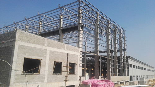 天工公司銅川項目部美鑫項目實干樹豐碑 建設(shè)出成效