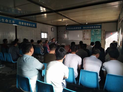 掘進公司紅柳林項目部圍繞安全進行“大反思、大排查、大整頓”