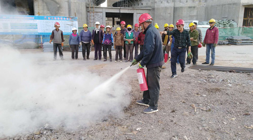 天工公司土建二部認真開展應(yīng)急救援演練