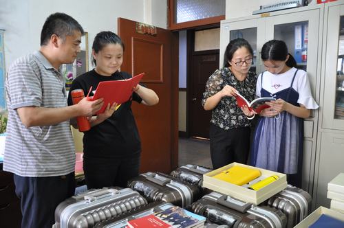 陜煤建設(shè)韓城分公司工會“小助學(xué) 大關(guān)愛”