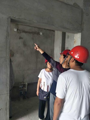 銅煤公司承建的渭南臨渭區(qū)朝陽(yáng)大街拆遷安置小區(qū)A-9、A-10#樓順利完成竣工預(yù)驗(yàn)收