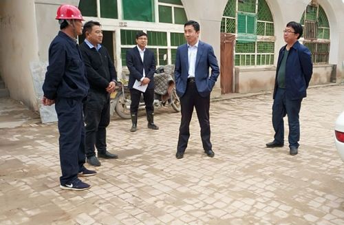 陜煤集團(tuán)總經(jīng)理助理、榆林合力集團(tuán)董事長范京道一行蒞臨陜煤建設(shè)天工公司承建的清澗北國棗業(yè)紅棗深加工項(xiàng)目視察指導(dǎo)工作