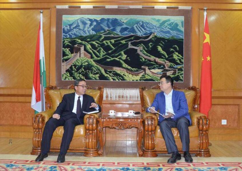 穆安營拜會(huì)中國駐塔吉克斯坦大使劉彬