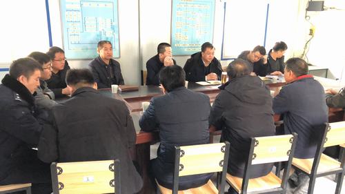 延安市子長縣政府部門蒞臨陜煤建設(shè)礦建二公司車村項(xiàng)目部檢查安全工作