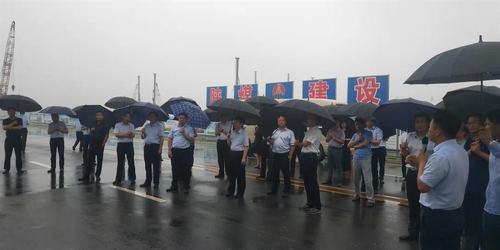 銅川市、渭南市領(lǐng)導(dǎo)率團觀摩渭南分公司南京金龍純電動商用車項目