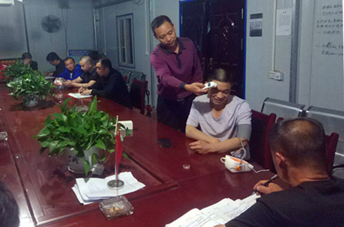 測血壓 量體溫 入井先過健康關(guān)