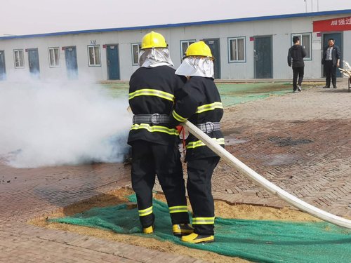 陜煤建設(shè)掘進(jìn)公司：曹家灘項目部舉辦火災(zāi)事故應(yīng)急演練