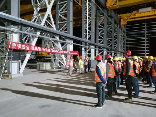 陜煤建設(shè)銅煤公司第十六項(xiàng)目部復(fù)工復(fù)產(chǎn)慰問暖人心