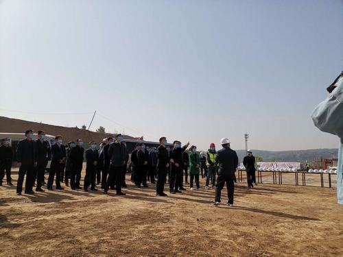 彬州市委書記鐘偉蒞臨銀西高鐵彬州東站前廣場(chǎng)項(xiàng)目觀摩指導(dǎo)工作