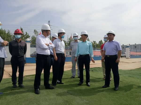 西安市臨潼人大常委會(huì)主任李曉明蒞臨天工公司 中儲(chǔ)糧項(xiàng)目部檢查指導(dǎo)工作