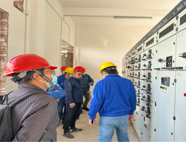 陜煤建設機電安裝公司渭化項目部：“三個堅持”穩(wěn)步推進項目安全生產