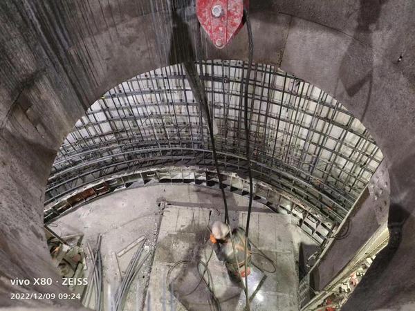 陜煤建設(shè)礦建二公司圓滿完成胡家河二號進風(fēng)立井凍結(jié)段套壁施工任務(wù)