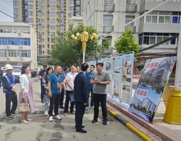西安市新城區(qū)人大代表、政協(xié)委員蒞臨陜煤建設(shè)新城公司干休所項(xiàng)目進(jìn)行調(diào)研