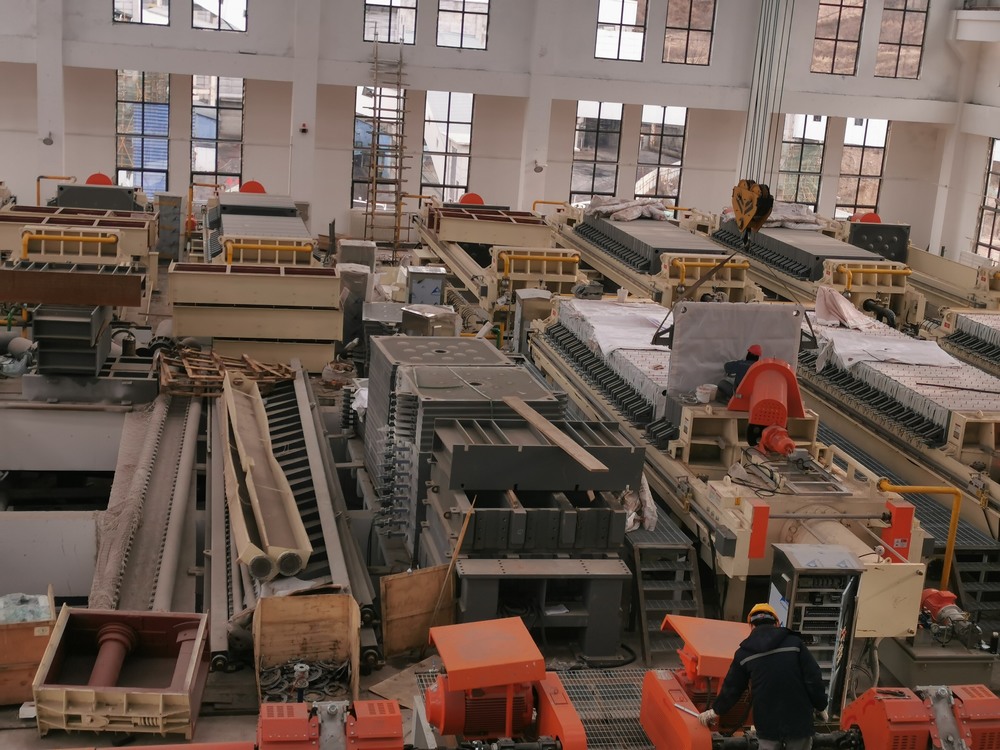 新年賀禮：陜煤建設(shè)韓城分公司承建的王峰煤礦選煤廠主洗系統(tǒng)聯(lián)合試運轉(zhuǎn)成功