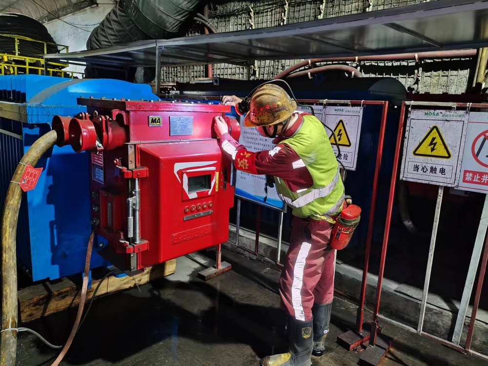 陜煤建設(shè)機(jī)電安裝公司：青春有我，共繪新春華彩