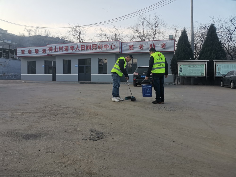 陜煤建設路橋分公司：學雷鋒，三月春“鋒”暖人心