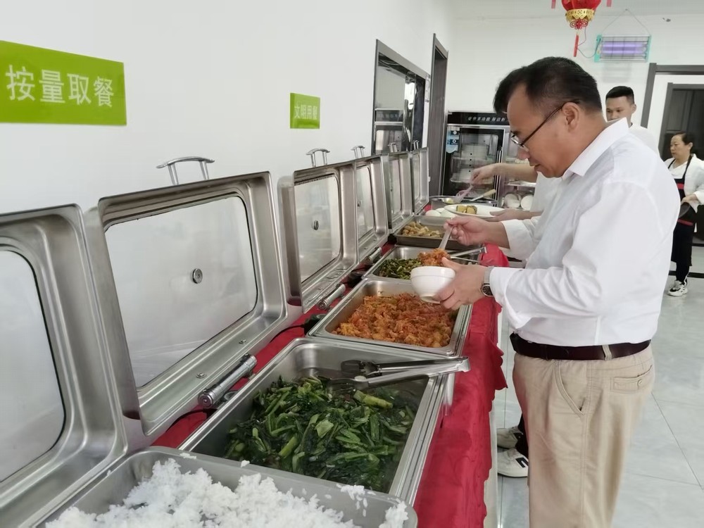 陜煤建設(shè)礦建三公司:從“舌尖”到“心間” 守護(hù)職工幸?！笔场肮?></div>
                                <div   id=