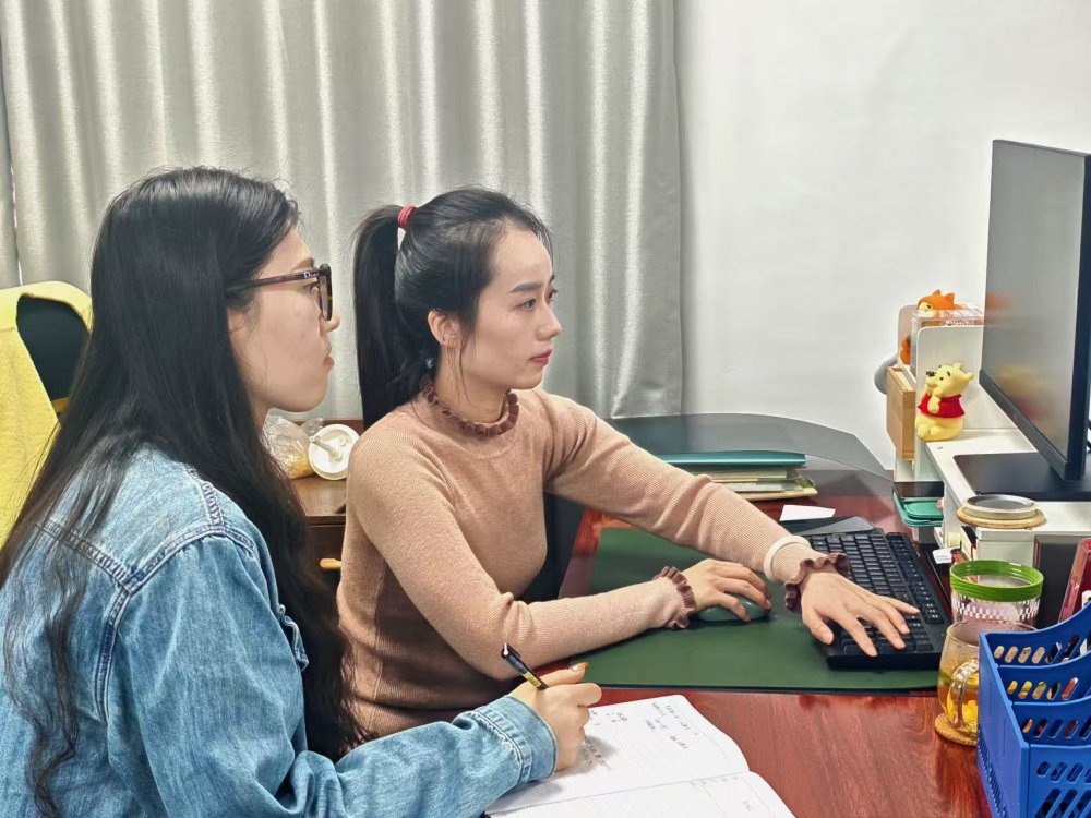 “賬”里春秋藏嚴(yán)謹(jǐn)，學(xué)中奮進(jìn)護(hù)發(fā)展