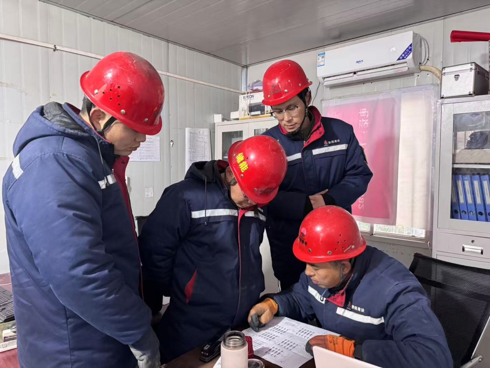 陜煤建設(shè)機(jī)電安裝公司新能源項(xiàng)目部：抓項(xiàng)目、強(qiáng)管理、穩(wěn)安全 精準(zhǔn)發(fā)力開新局